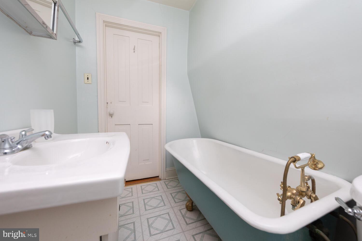 5430 Greene Street Philadelphia, PA 19144 - Photo 35 of 49