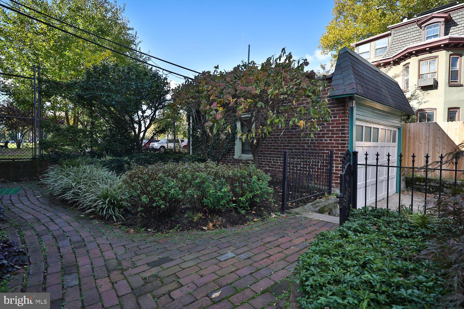 5430 Greene Street Philadelphia, PA 19144 - Photo 45 of 49