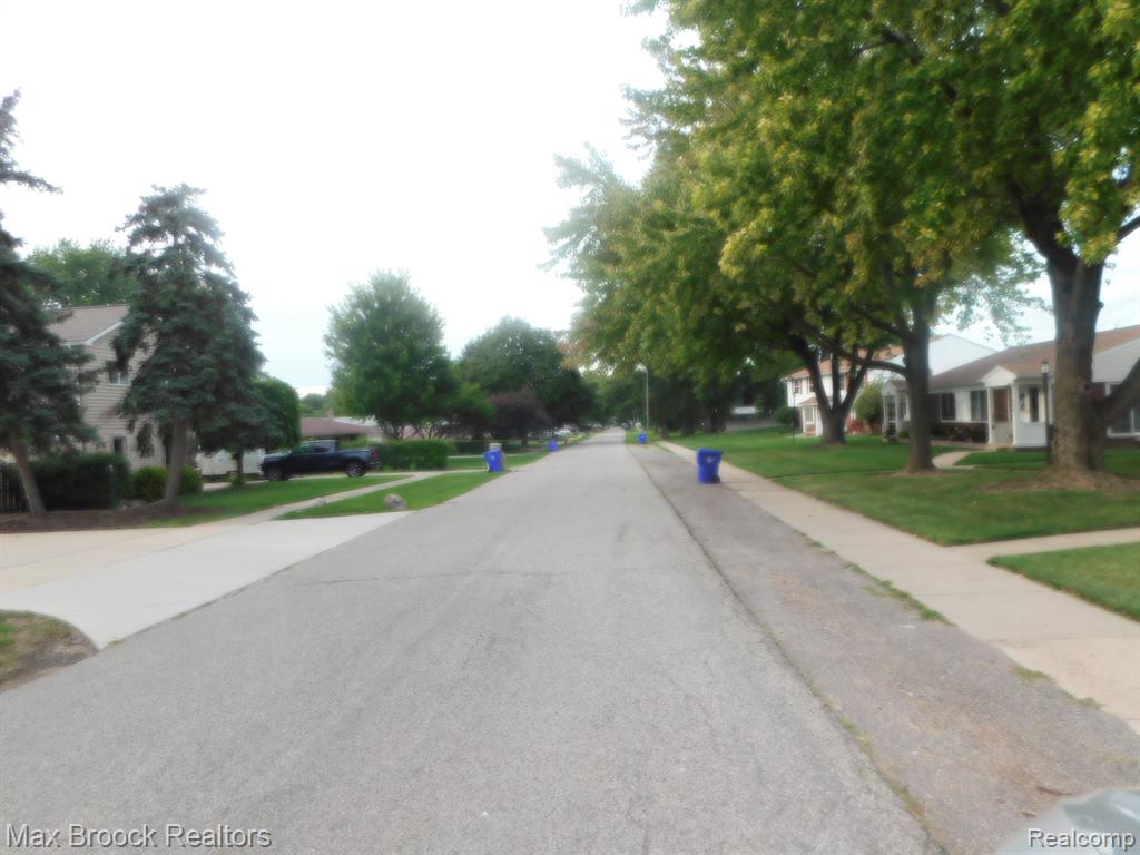 31429 Richert Street Fraser, MI 48026 - Photo 17 of 17 Gallery Image 17