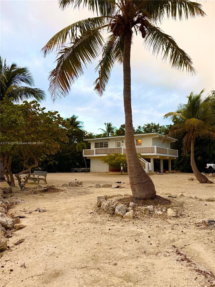 56 Pelican Road Marathon, FL 33050 - Photo 18 of 22