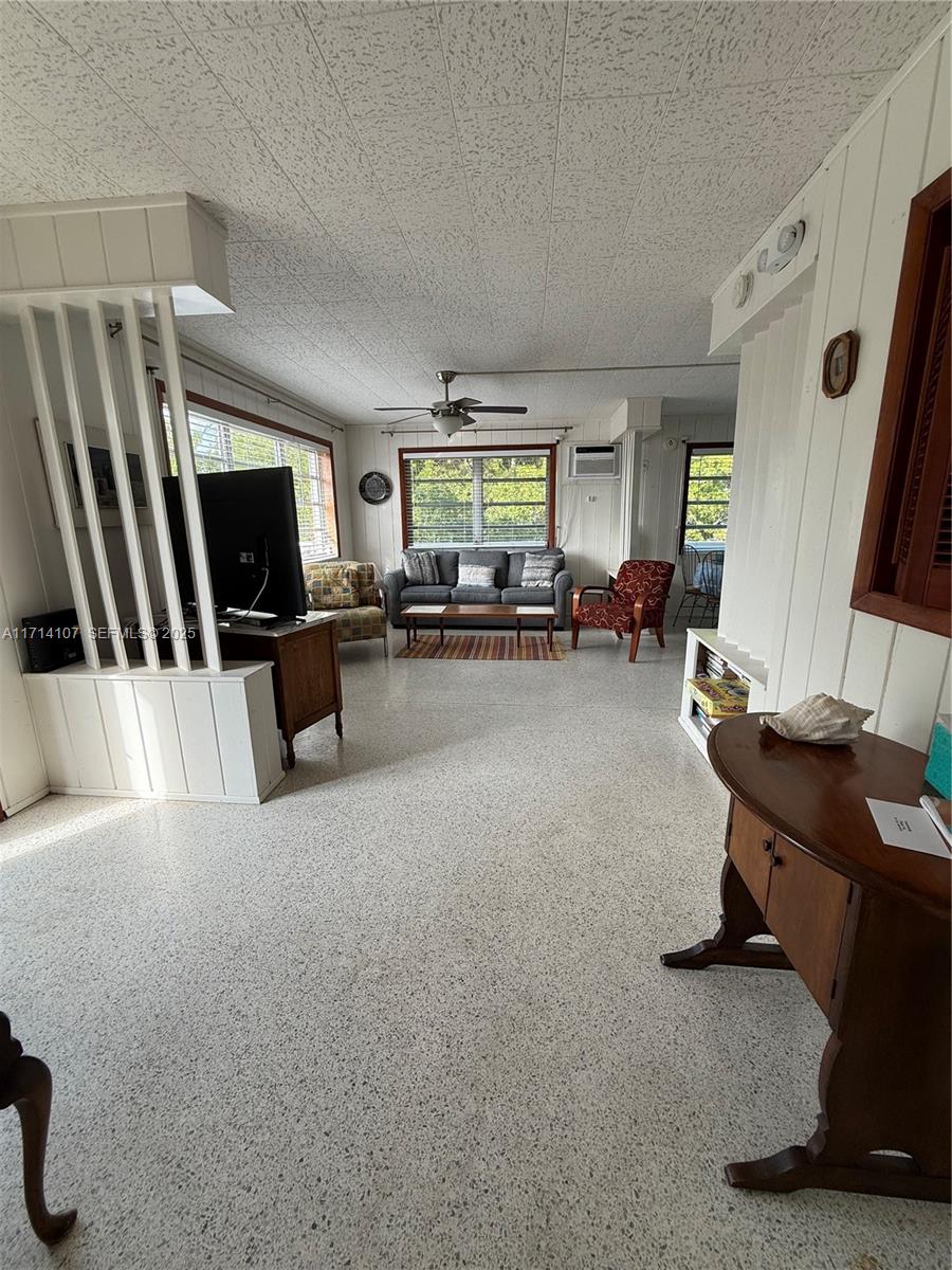 56 Pelican Road Marathon, FL 33050 - Photo 8 of 22 Gallery Image 8
