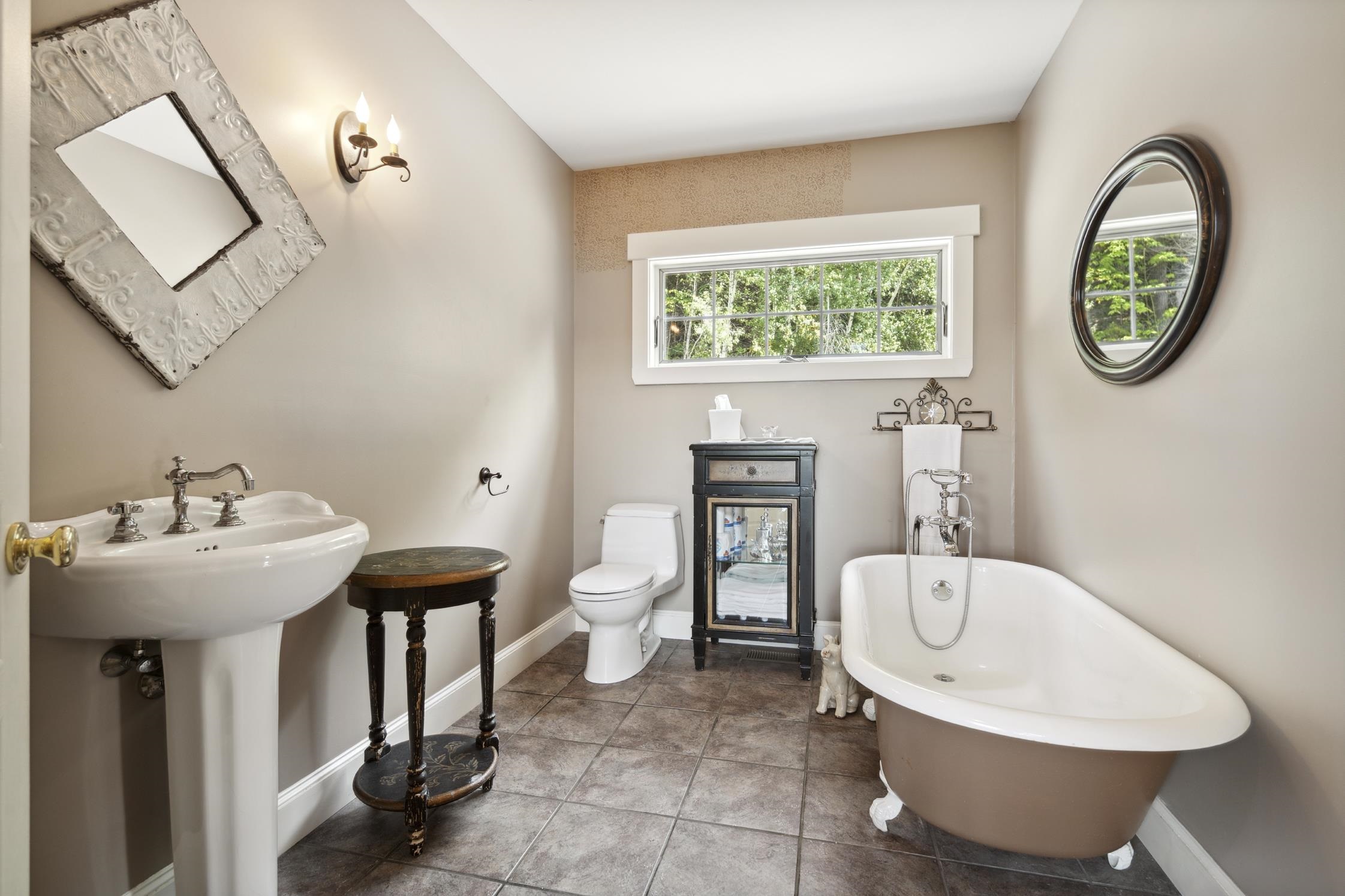 94 Mandi Lane Bristol, NH 03222 - Photo 12 of 58