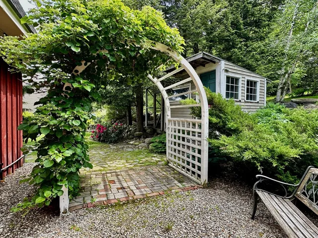 $1,300,000 | 94 Mandi Lane, Bristol, NH 03222