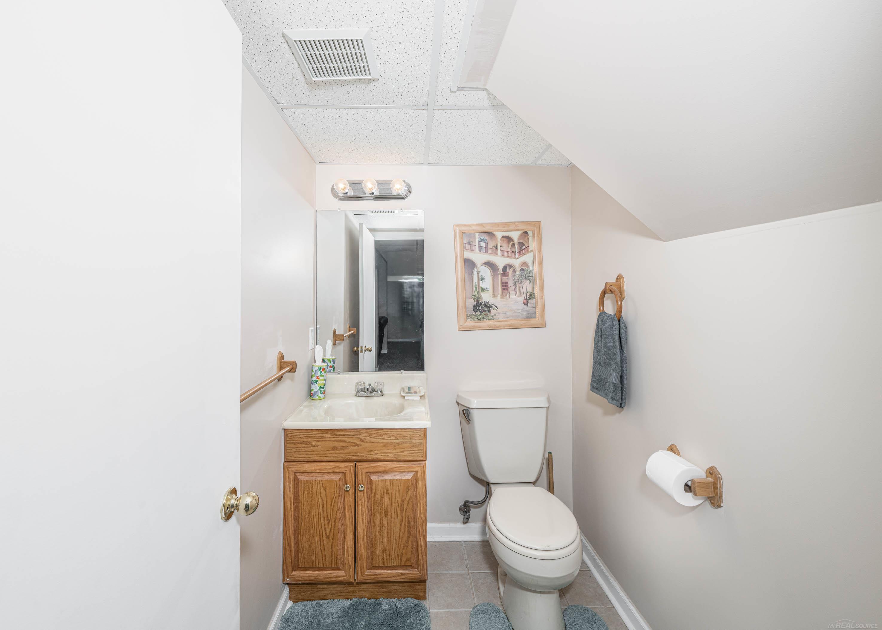 1178 Thames Drive Rochester Hills, MI 48307 - Photo 25 of 39