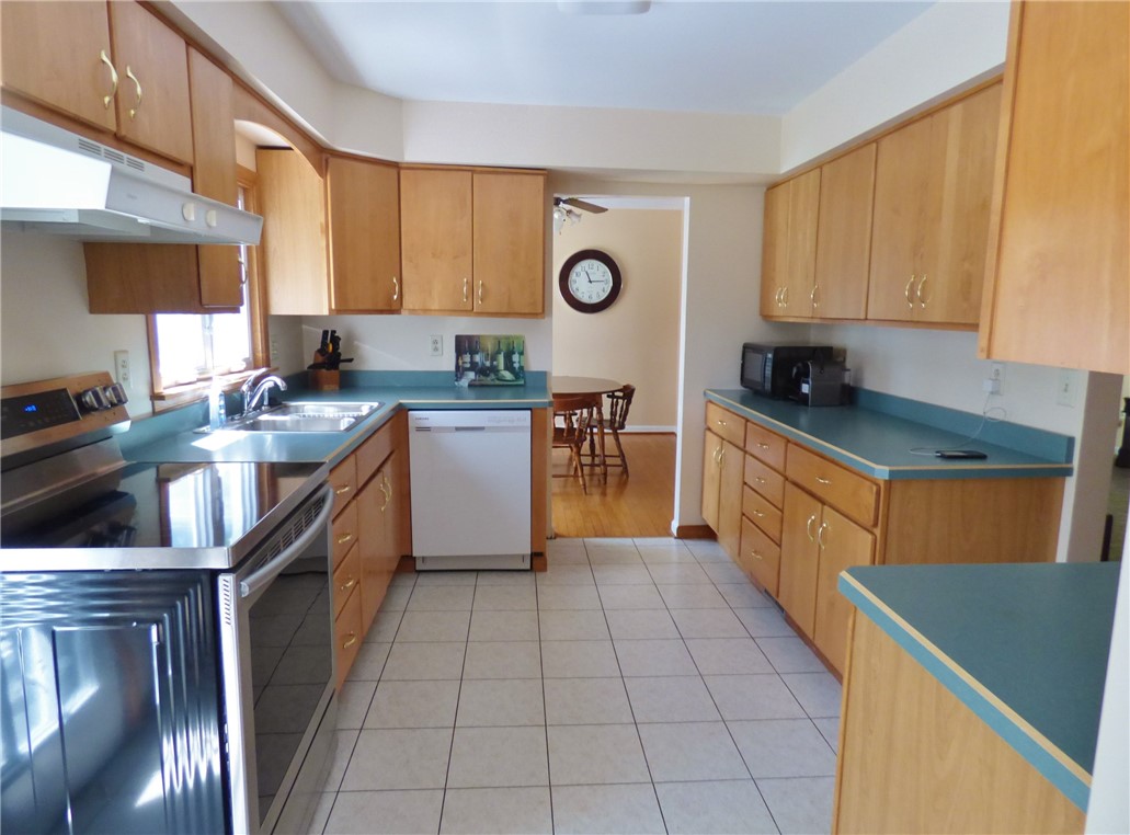 86 Center Street Waterloo, NY 13165 - Photo 14 of 42