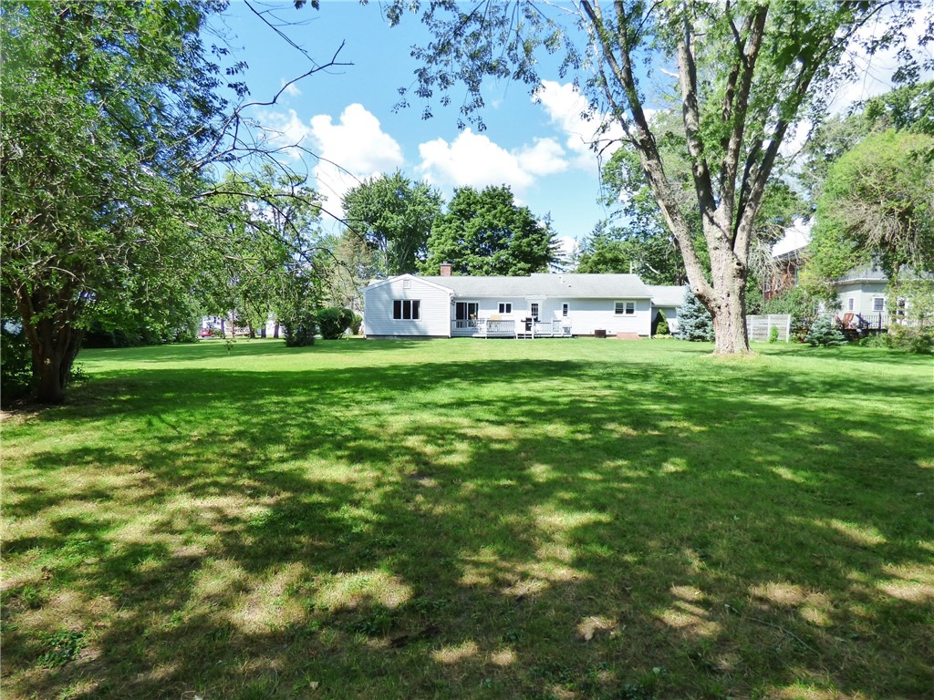 86 Center Street Waterloo, NY 13165 - Photo 4 of 42