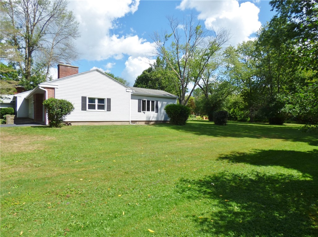 86 Center Street Waterloo, NY 13165 - Photo 5 of 42