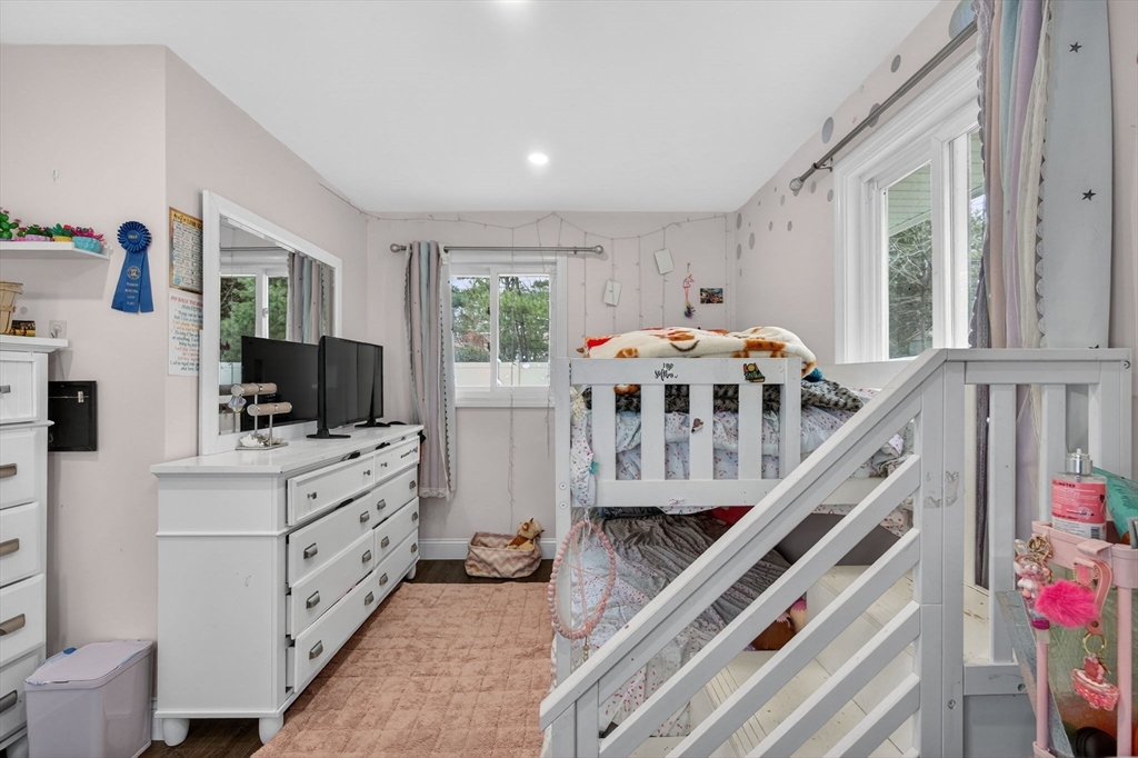 11 Pontiac Road Peabody, MA 01960 - Photo 14 of 41