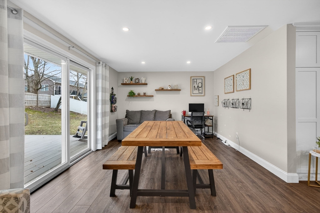 11 Pontiac Road Peabody, MA 01960 - Photo 23 of 41