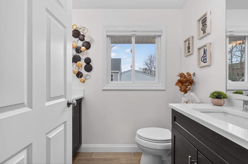 11 Pontiac Road Peabody, MA 01960 - Photo 24 of 41