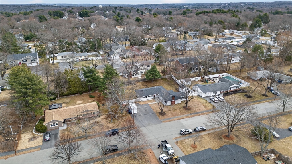 11 Pontiac Road Peabody, MA 01960 - Photo 39 of 41