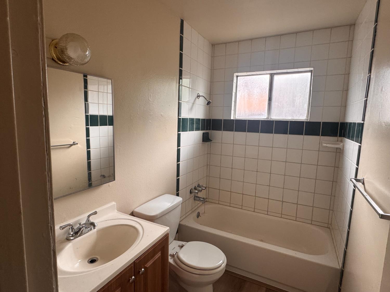 907 Empire Avenue Modesto, CA 95354 - Photo 9 of 10
