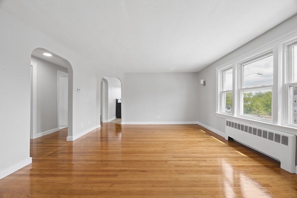 109 Hamilton Street Worcester, MA 01604 - Photo 5 of 31
