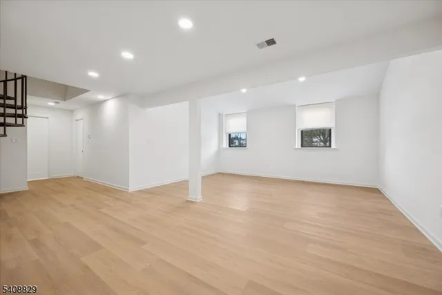 $3,000 | 103 Park Avenue, Unit E201, Summit, NJ 07901