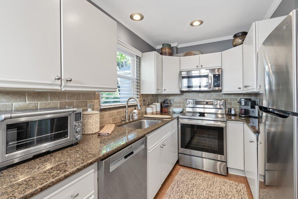 1946 Jervis Road Columbus, OH 43221 - Photo 12 of 35 1946 Jervis Road-14.jpg-SMALL