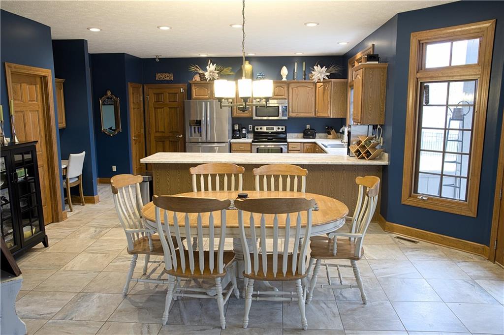 1611 Stafford Road Plainfield, IN 46168 - Photo 7 of 35 Gallery Image 7