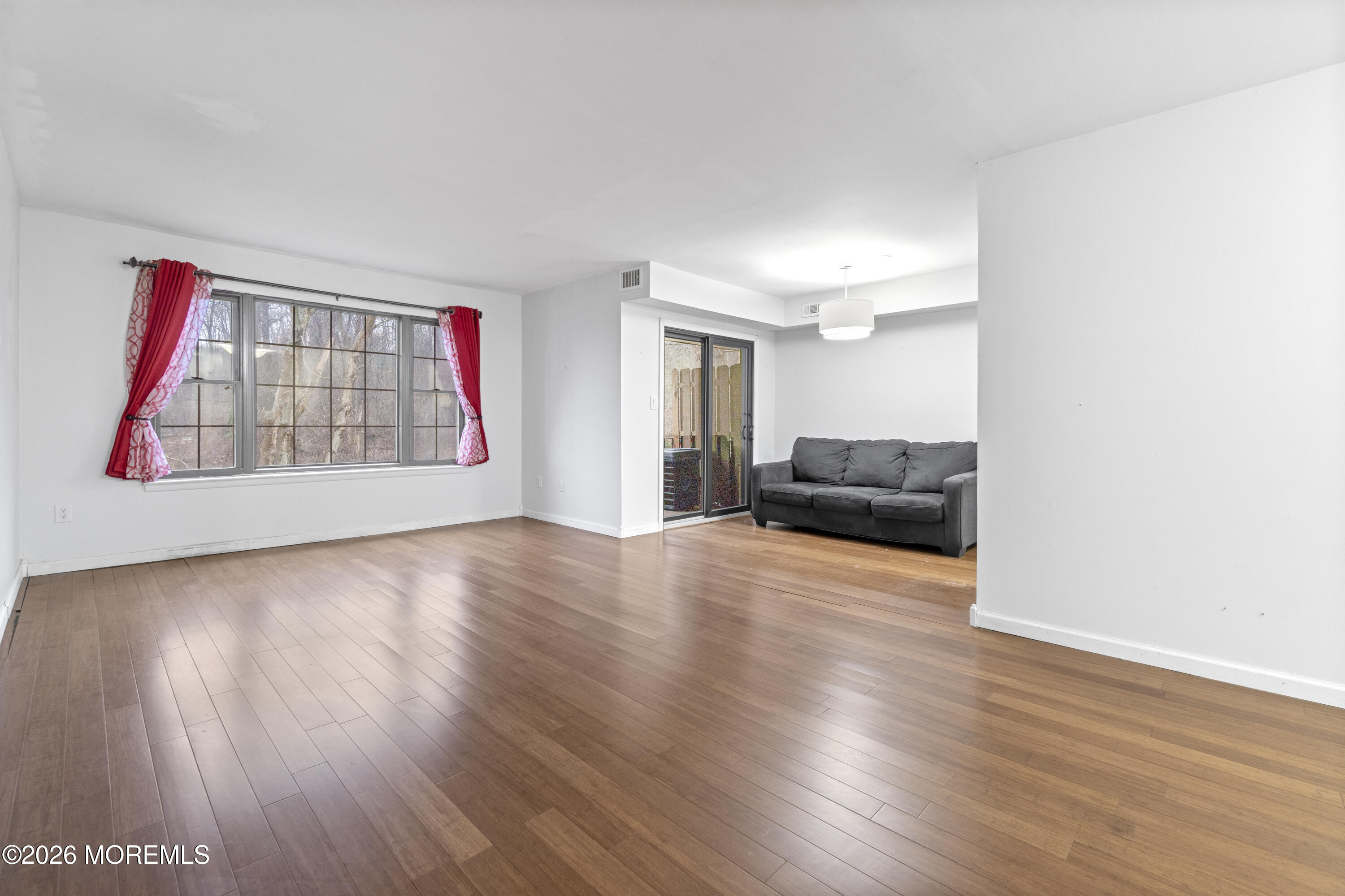 200 Portland Road, Unit D12 Highlands, NJ 07732 - Photo 12 of 31 image-11