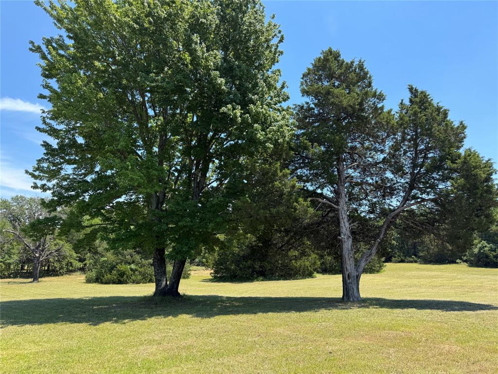 450 Woodbine Estates Road Gainesville, TX 76240 - Photo 29 of 36