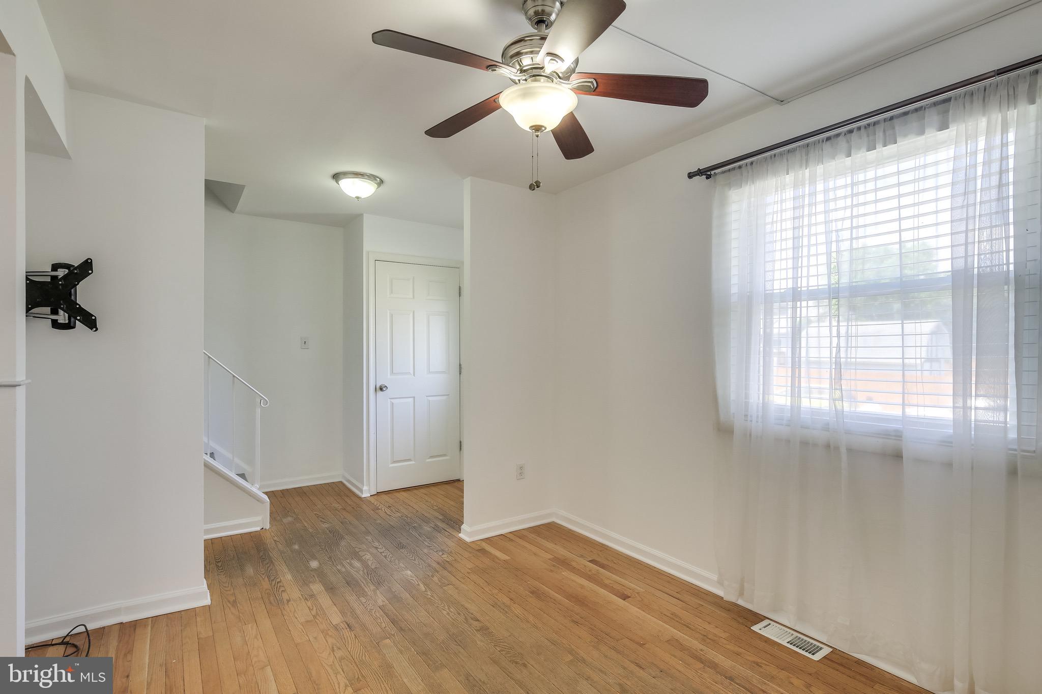 8556 Beacon Point Road Pasadena, MD 21122 - Photo 22 of 30 Gallery Image 22
