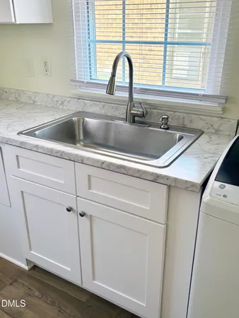 a close view of sink and tap