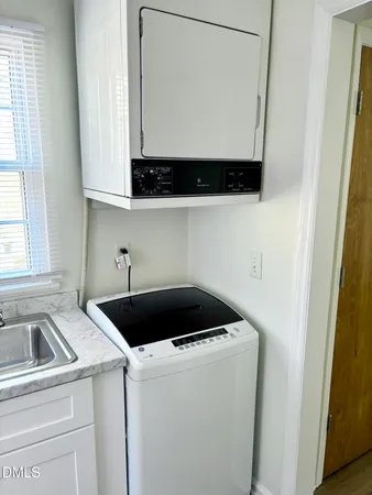 $219,900 | 1002 Willow Drive, Unit 16, Chapel Hill, NC 27514