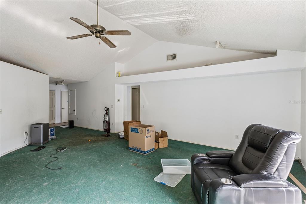 595 Silvergate Loop Lake Mary, FL 32746 - Photo 4 of 18