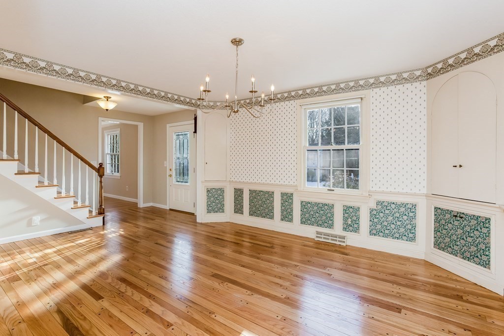 167 Franklin Road Longmeadow, MA 01106 - Photo 15 of 35