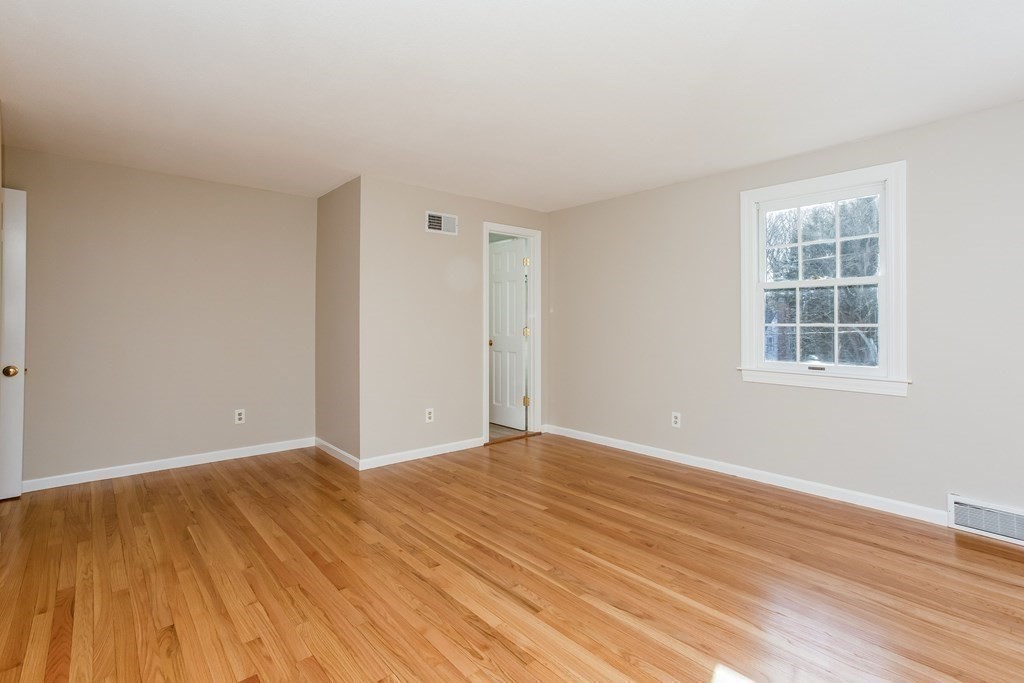 167 Franklin Road Longmeadow, MA 01106 - Photo 20 of 35
