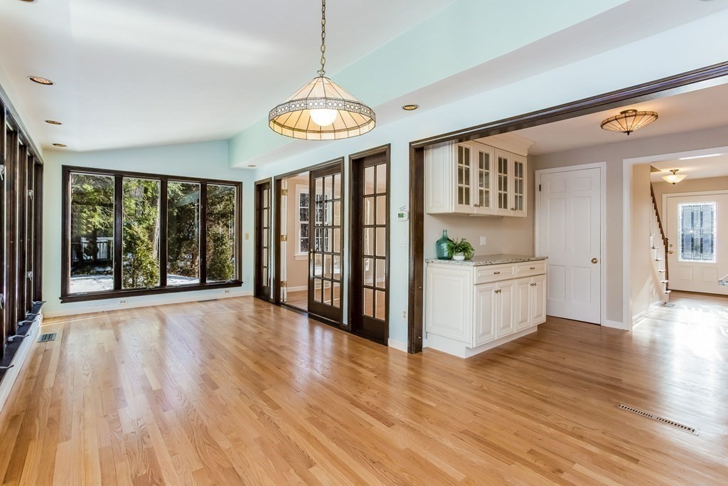 167 Franklin Road Longmeadow, MA 01106 - Photo 6 of 35