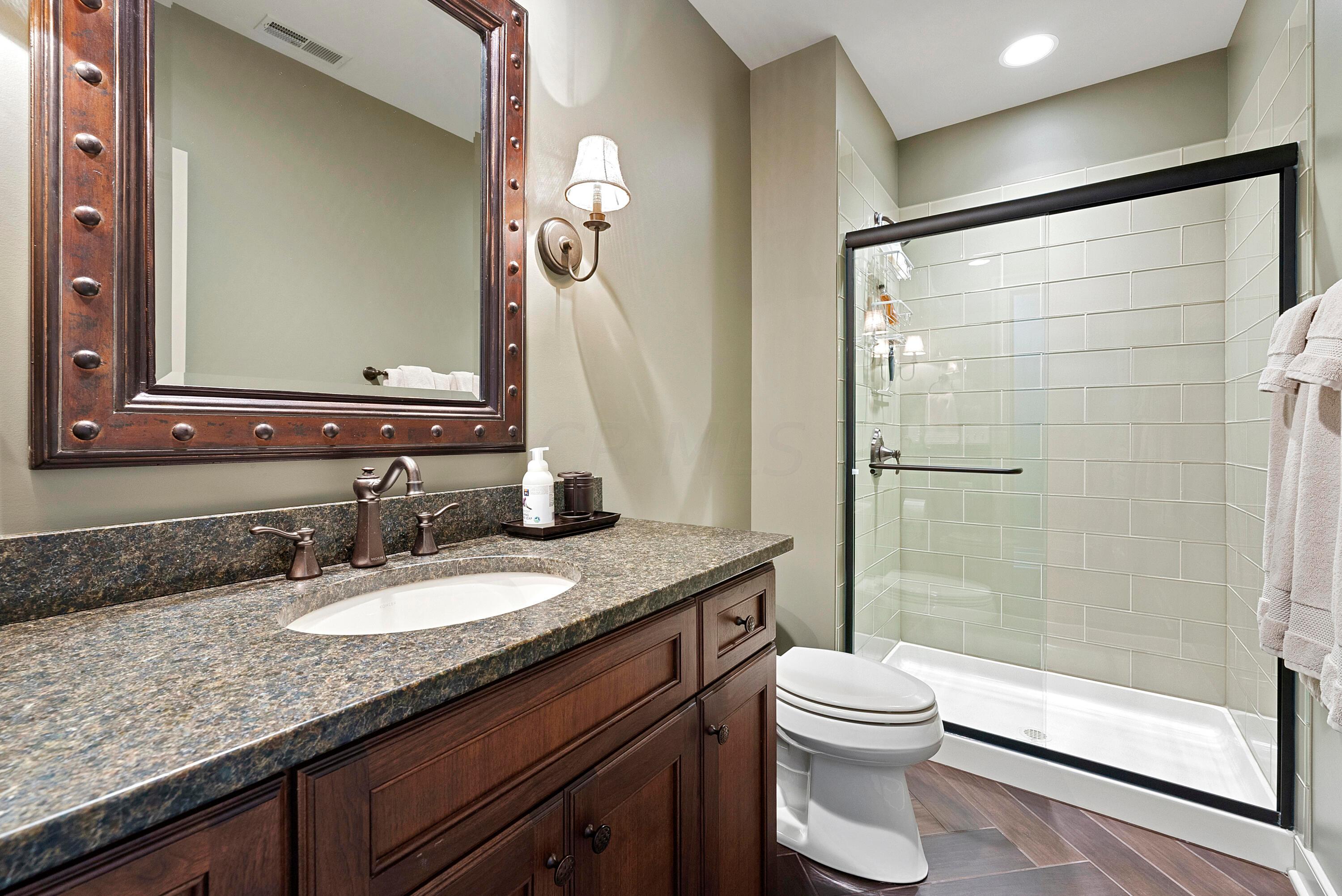 2730 Edington Road Columbus, OH 43221 - Photo 40 of 70 Lower Level En-Suite Bath