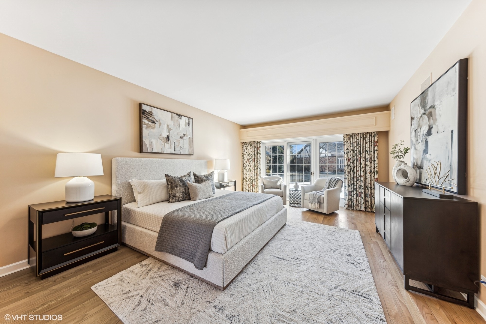 16 Lake Ridge Club Court Burr Ridge, IL 60527 - Photo 12 of 26 a bed room with a bed and a tv