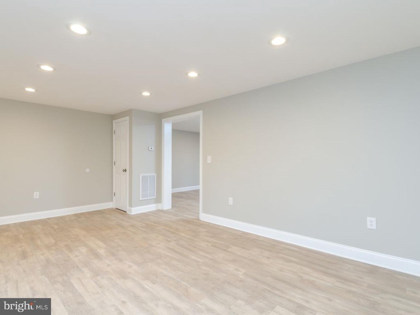 102 Prospect Road Sicklerville, NJ 08081 - Photo 15 of 19 Gallery Image 15