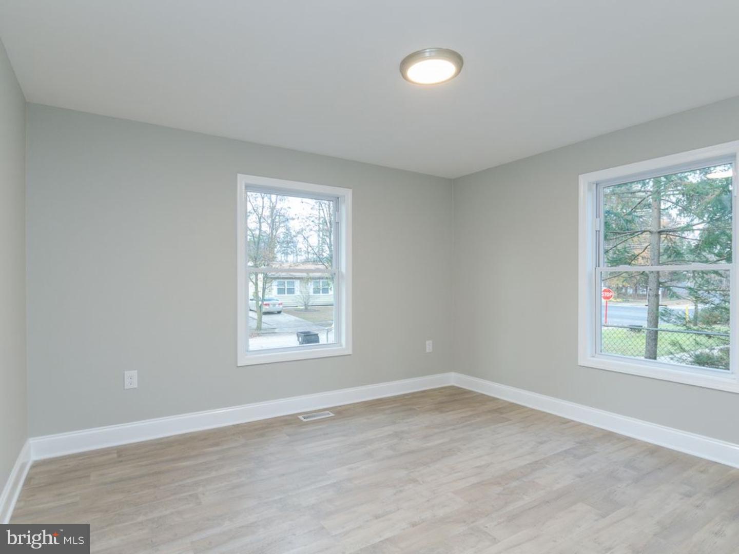 102 Prospect Road Sicklerville, NJ 08081 - Photo 17 of 19 Gallery Image 17