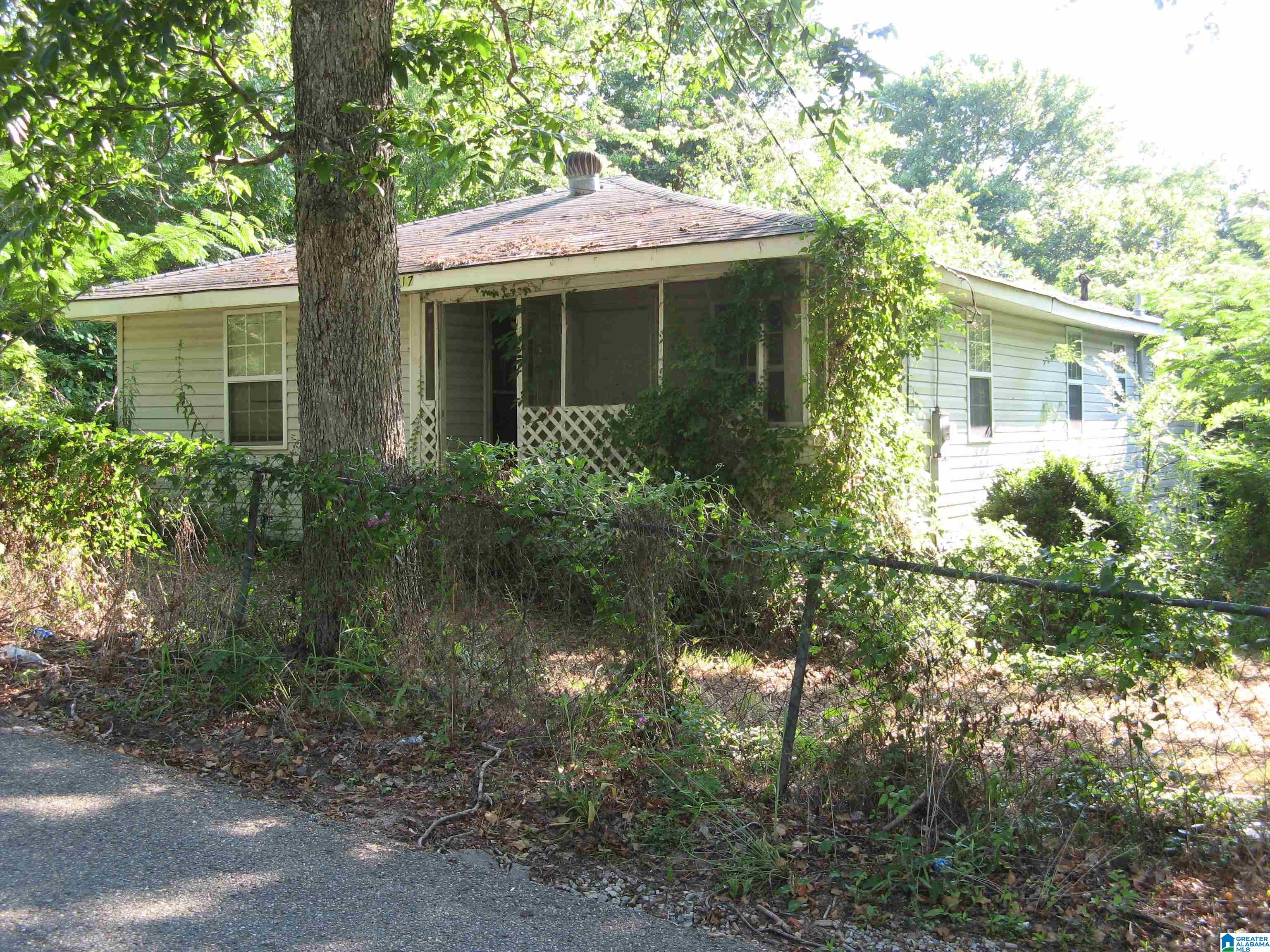 817 Jefferson Avenue, Unit 7 Sylacauga, AL 35150 - Photo 1 of 1
