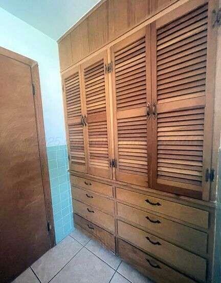 1401 Maple Avenue Panhandle, TX 79068 - Photo 32 of 42 a view of a bathroom