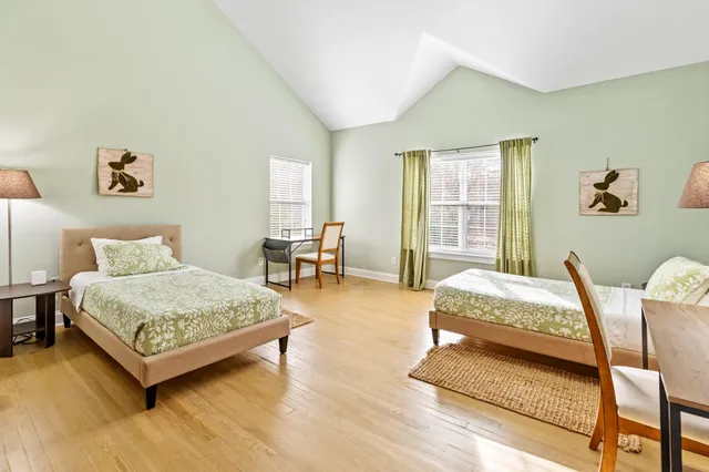 $2,799,000 | 191 Shinnecock Hills Road, Southampton, NY 11968