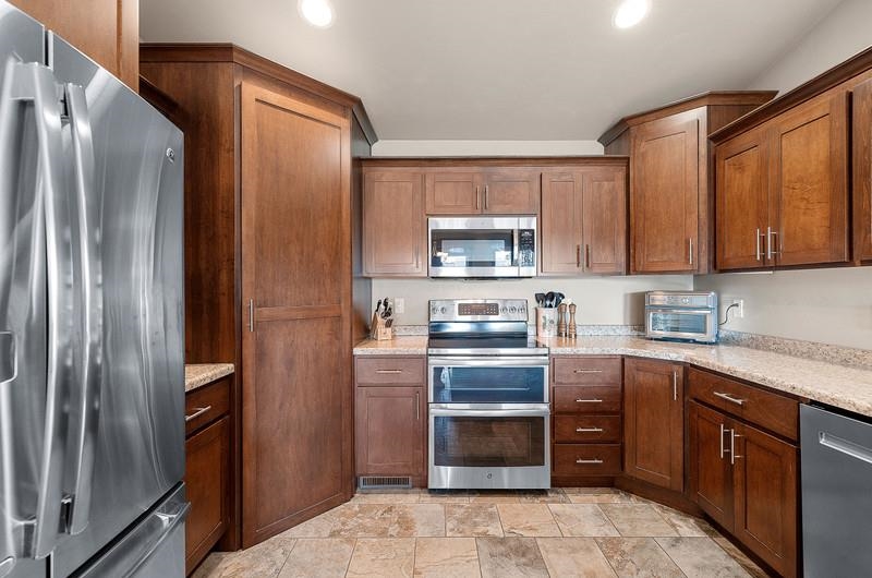 N9046 Spring Valley Road Menasha, WI 54952 - Photo 14 of 33 Gallery Image 14