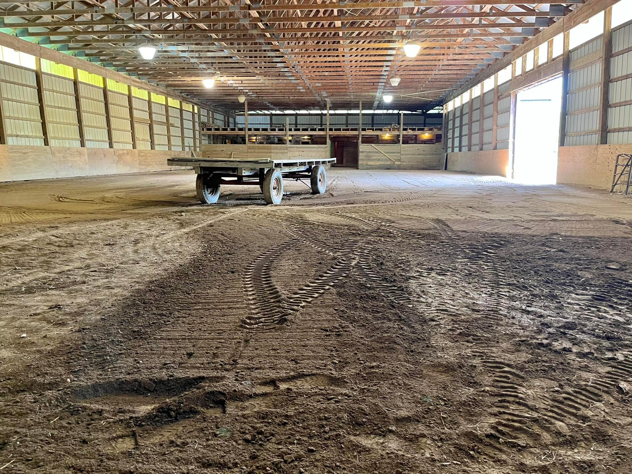 839 Rockmill Road Northwest Lancaster, OH 43130 - Photo 31 of 74 34. Indoor Arena