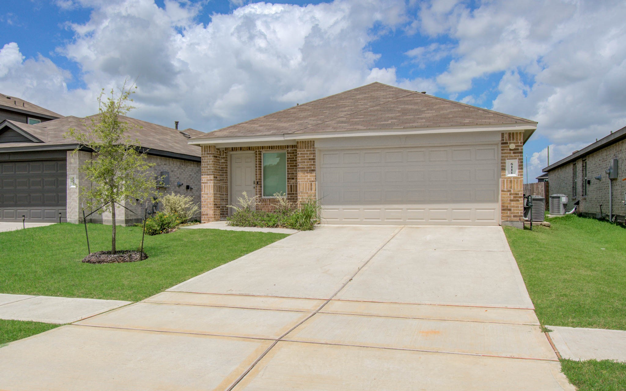 6111 Grove Of Pnes Street Spring, TX 77373 - Photo 2 of 32