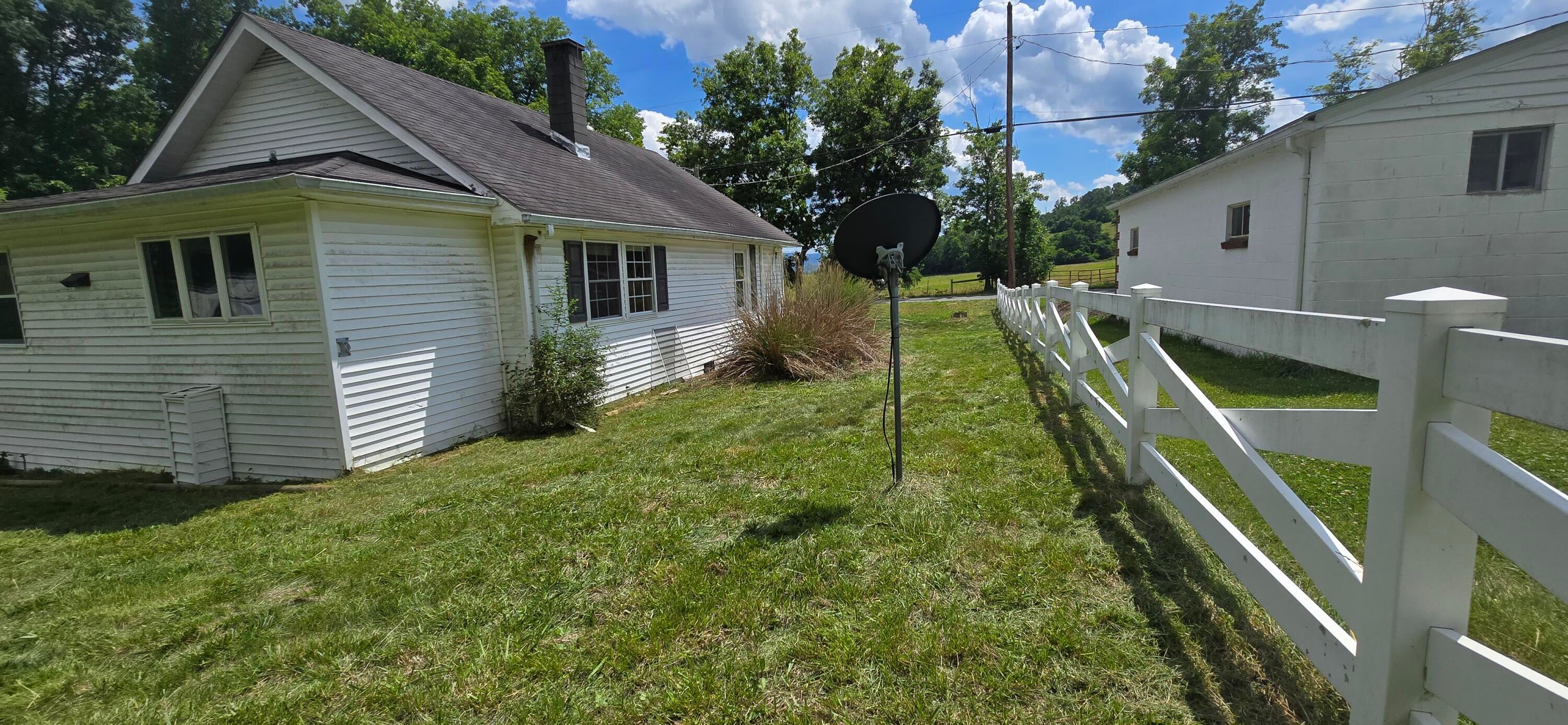 1160 Knobs Road Union, WV 24983 - Photo 18 of 28 Gallery Image 18
