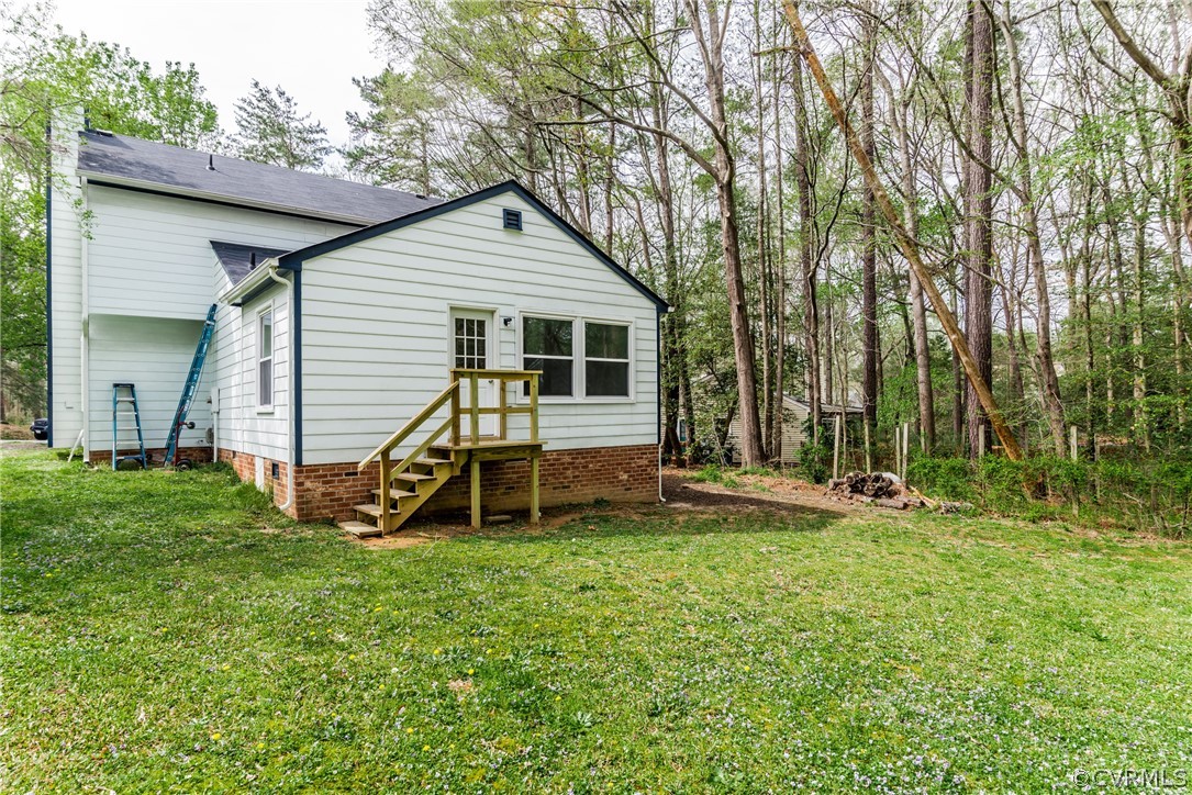 4403 Rabbit Foot Place North Chesterfield, VA 23236 - Photo 45 of 50 a view of a house with backyard