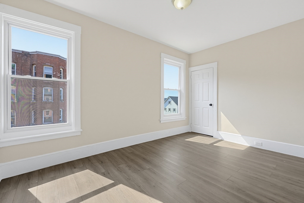 230 Pleasant Street Worcester, MA 01609 - Photo 26 of 41