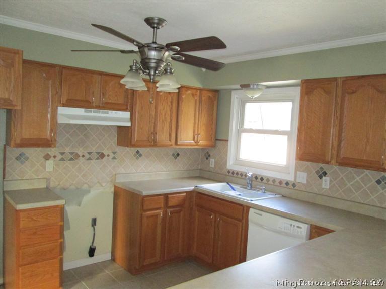 2104 Alonzo Smith Road Georgetown, IN 47122 - Photo 4 of 22