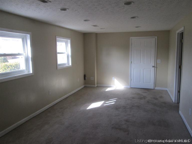 2104 Alonzo Smith Road Georgetown, IN 47122 - Photo 8 of 22