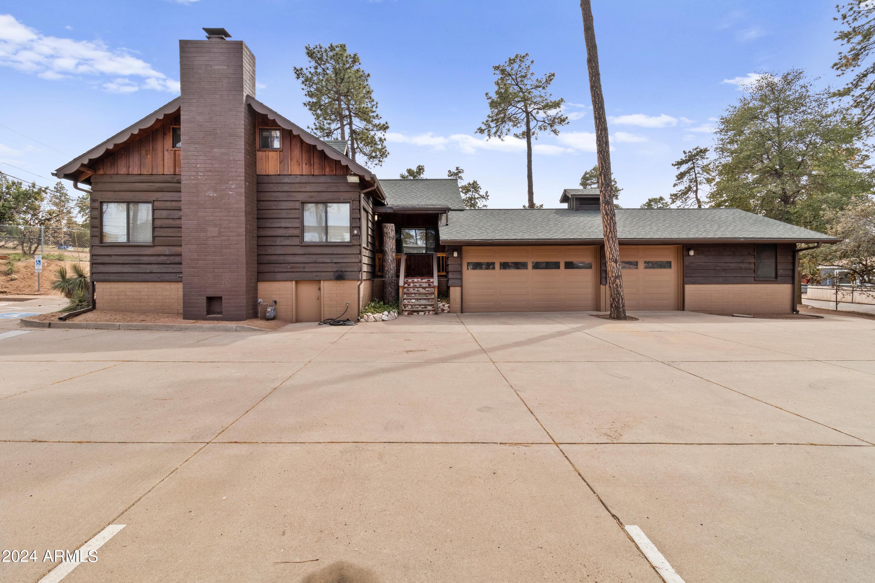 401 South Mariposa Street Payson, AZ 85541 - Photo 3 of 42 IMG_3867