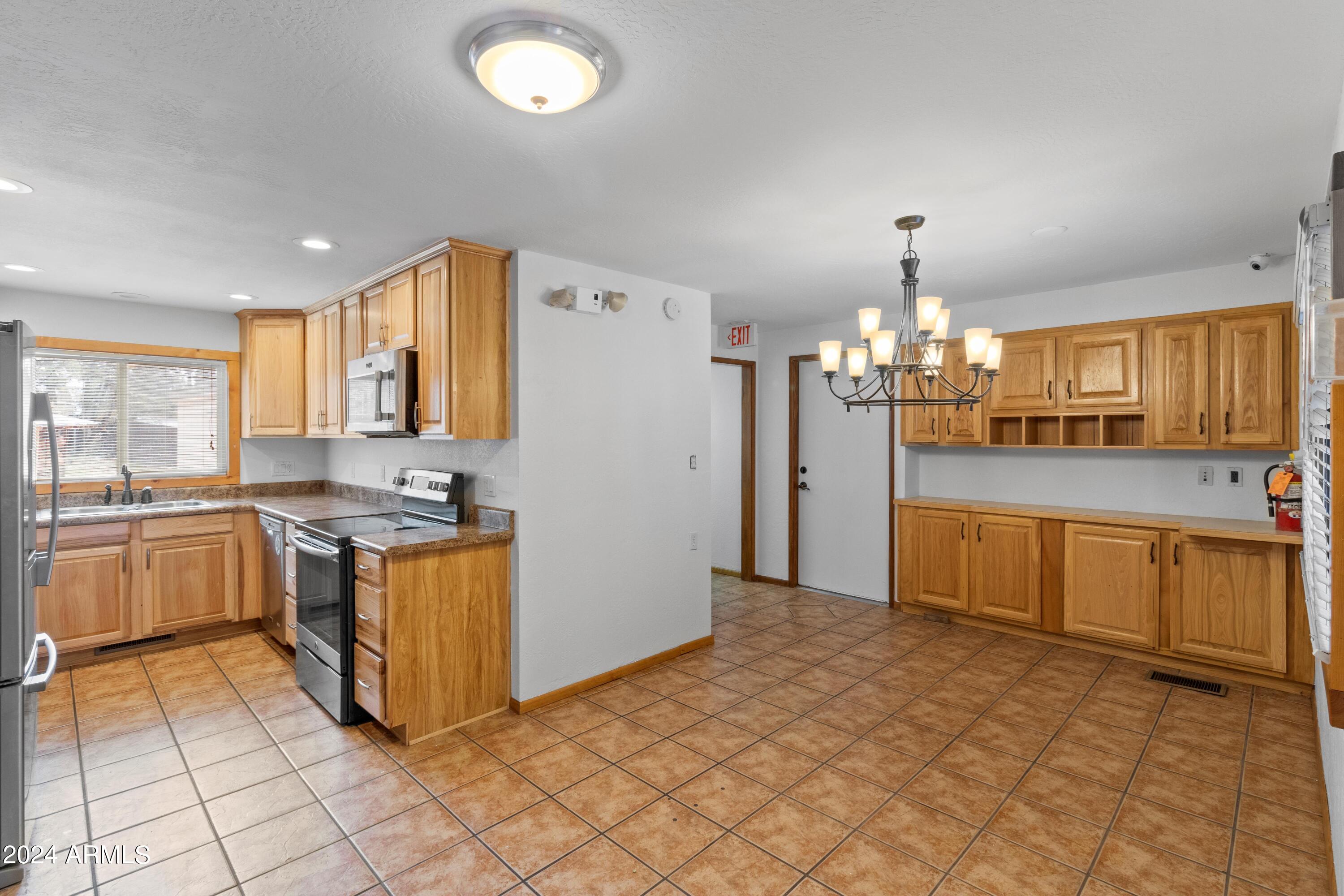 401 South Mariposa Street Payson, AZ 85541 - Photo 40 of 42 IMG_3895