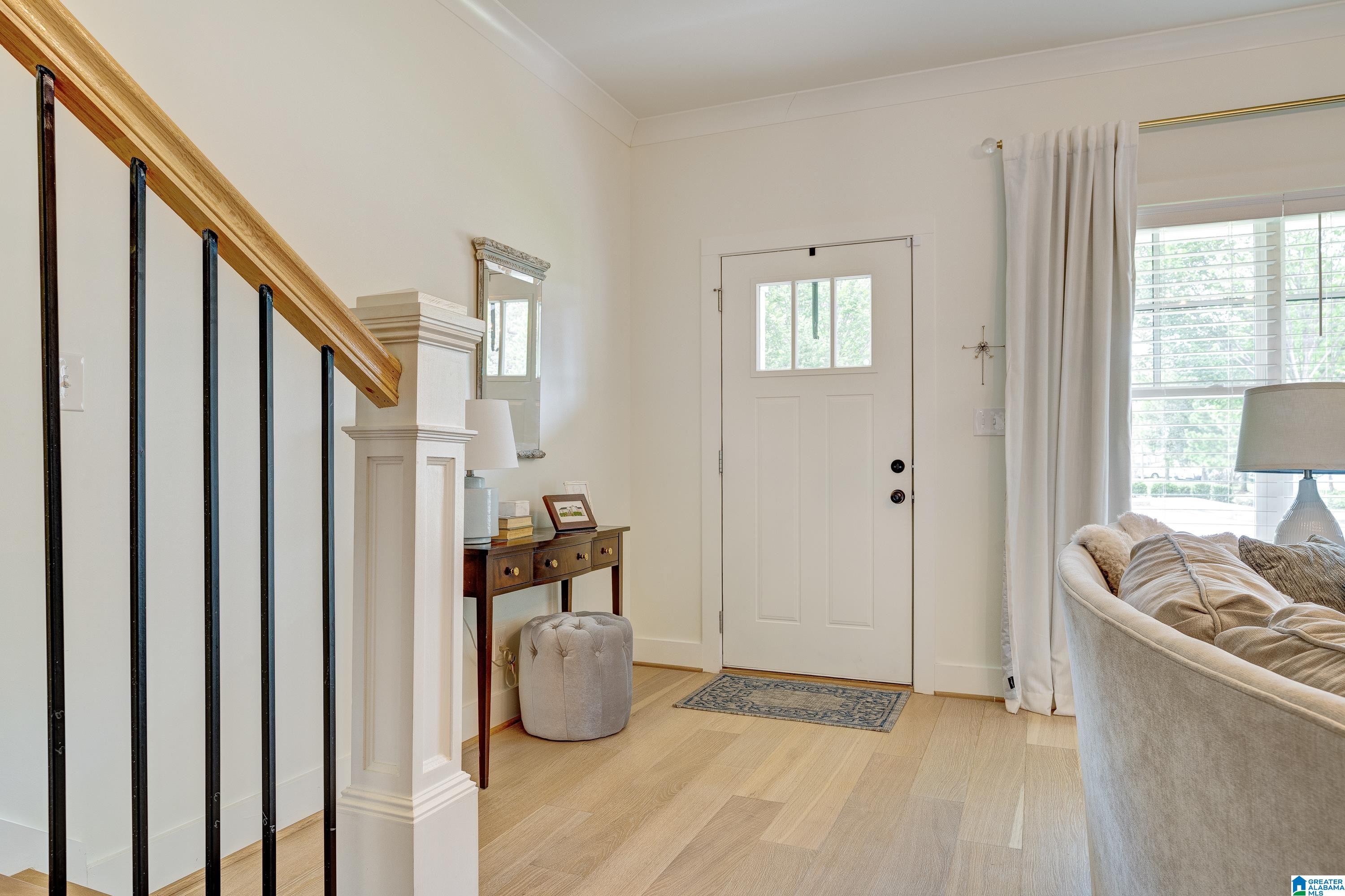 623 Oak Grove Road, Unit 623 Birmingham, AL 35209 - Photo 4 of 49