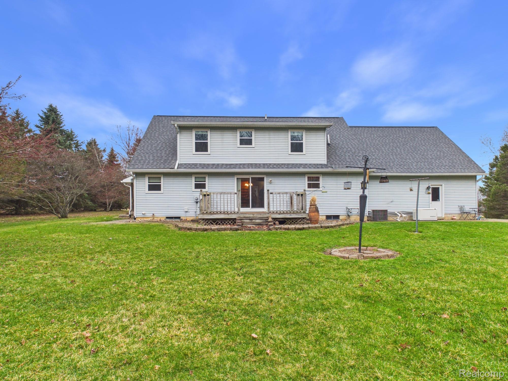6882 Jones Road North Branch, MI 48461 - Photo 43 of 64 CAM06412G6-PR0007-STILL049.jpg