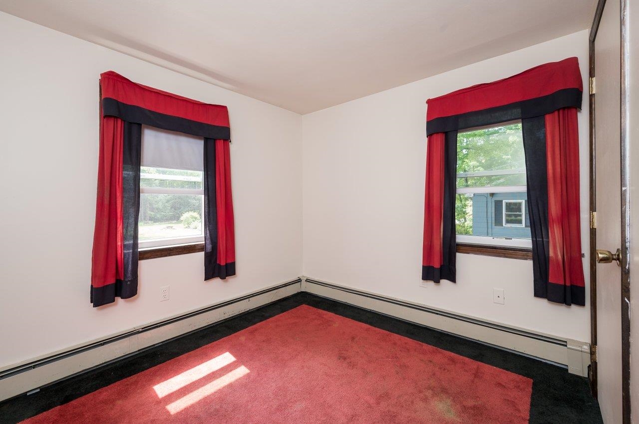 21 Rochester Avenue Rochester, NH 03867 - Photo 12 of 20 Gallery Image 12
