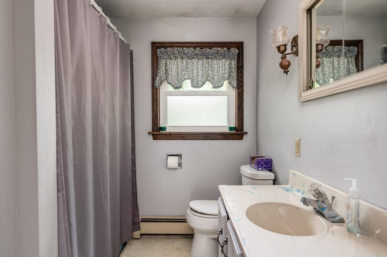 21 Rochester Avenue Rochester, NH 03867 - Photo 9 of 20 Gallery Image 9